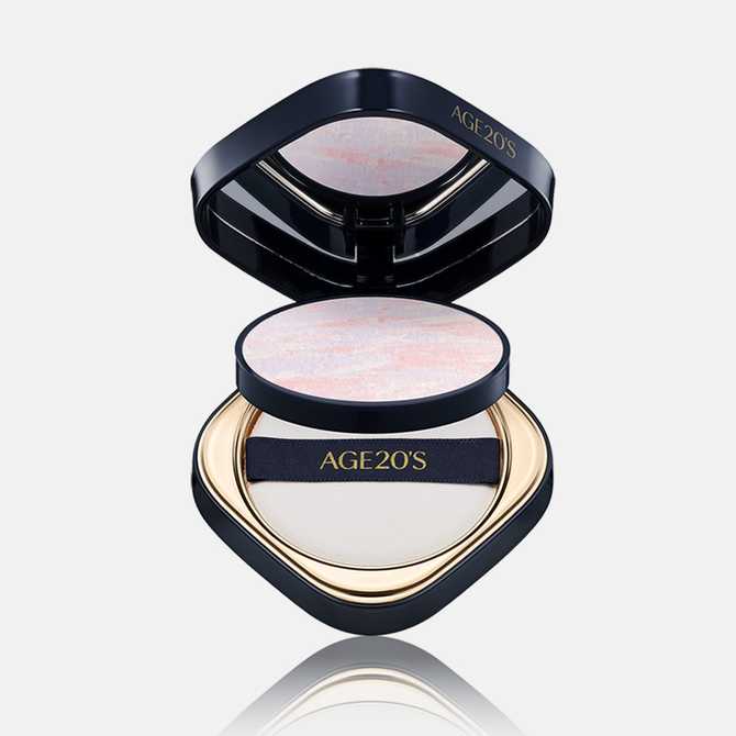 가볍게 사용할 수 있는 파우더, 에이지투웨니스 스포트라이트 프레스드 파우더