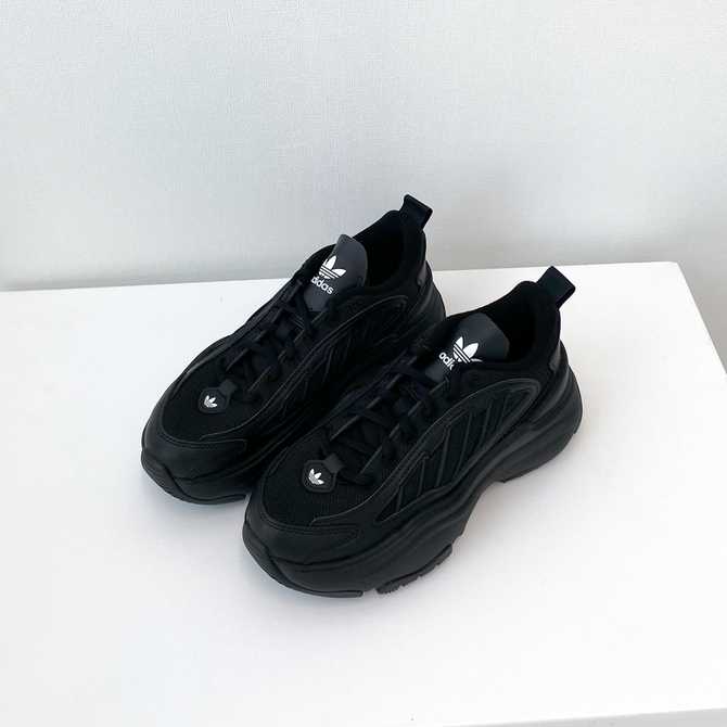 편하게 신기 좋은 아디다스 오즈가이아 블랙, 어떤 점이 좋을까?