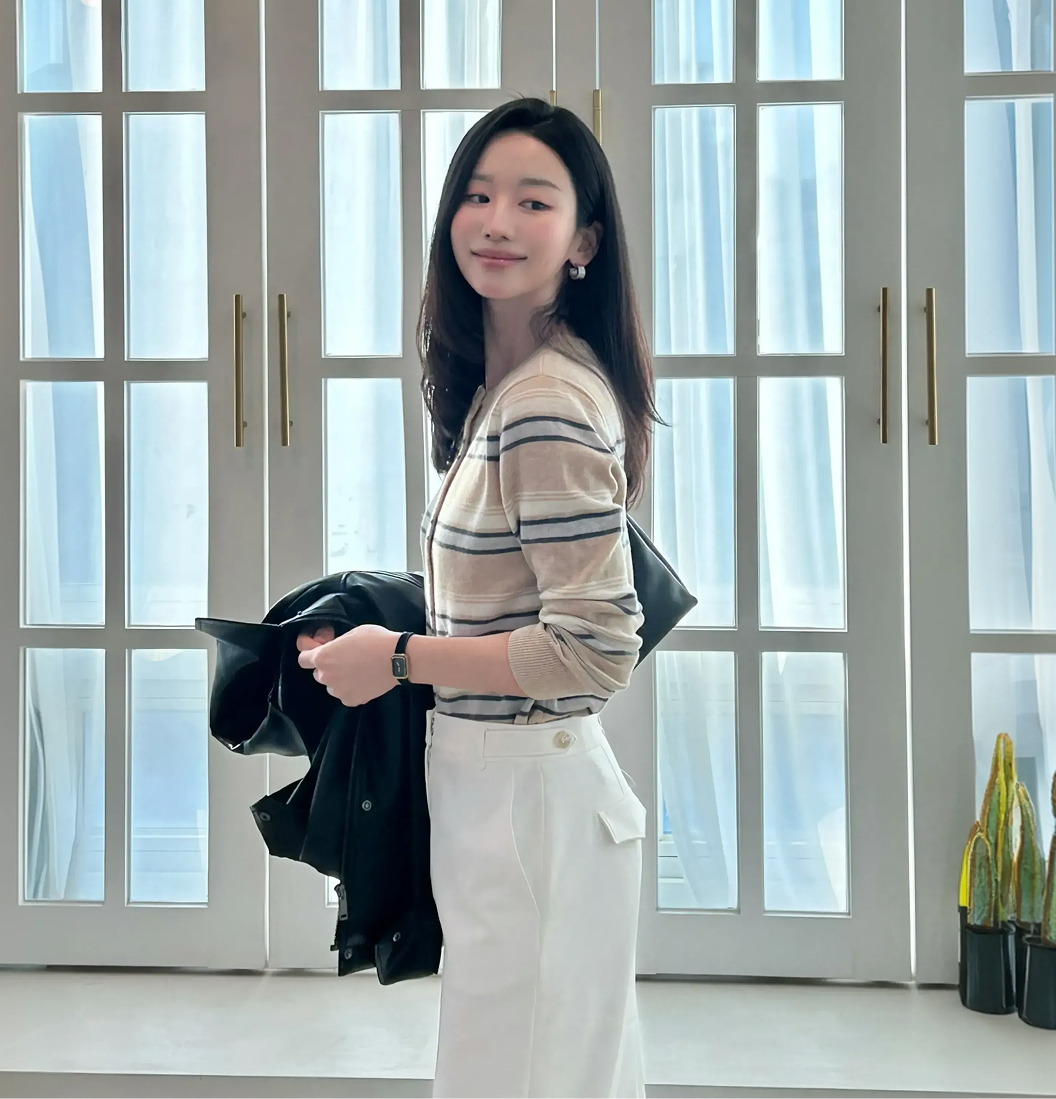 편안하게 입기 좋은 울 멀티 스트라이프 가디건, 한번 살펴보세요!