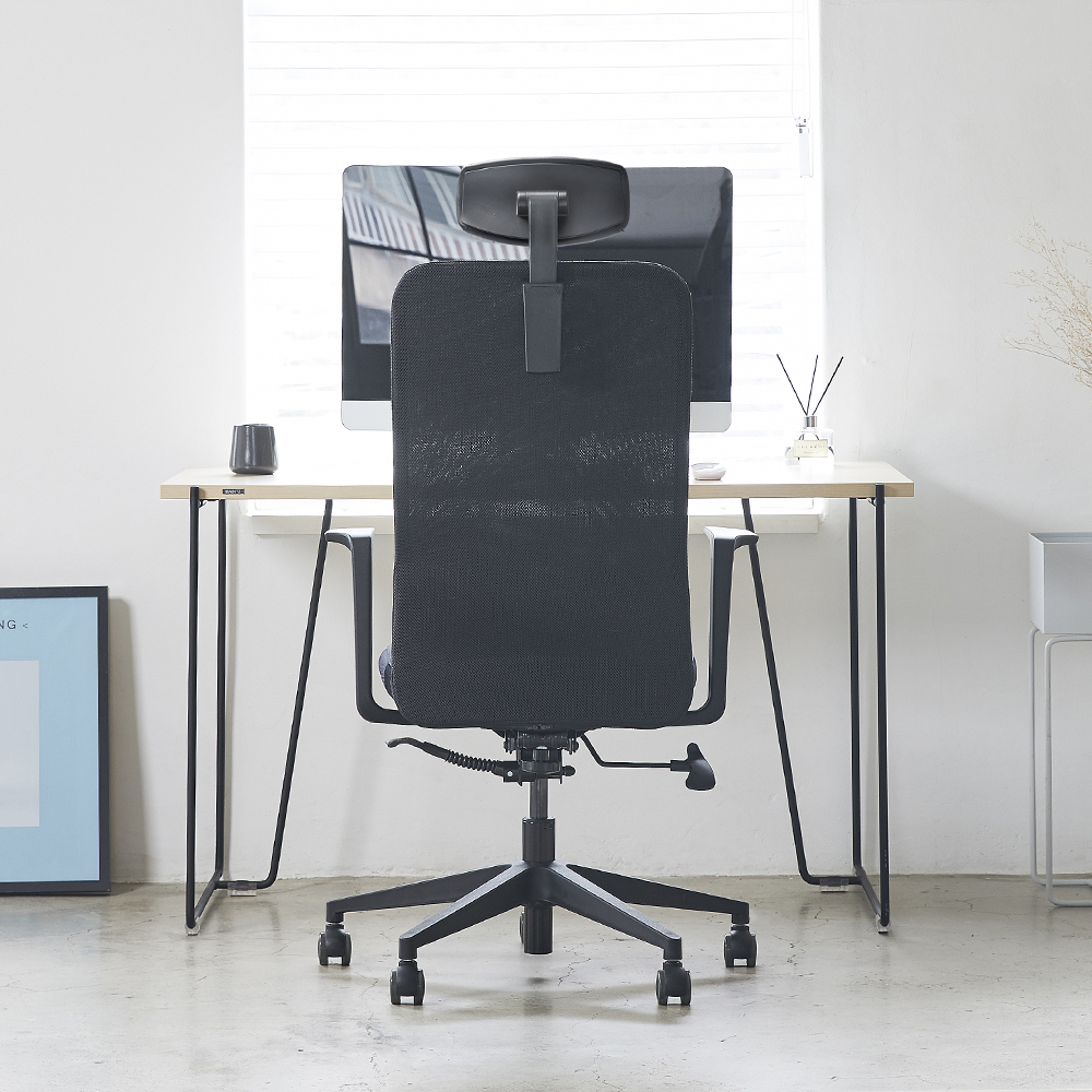 편안하게 앉을 수 있는 높이 조절 의자, 집이나 사무실 어디서든 좋아요!