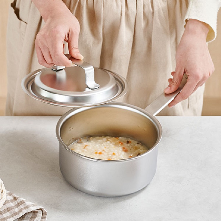 가정에서 편하게 쓰기 좋은 16cm 스테인리스 편수냄비 추천