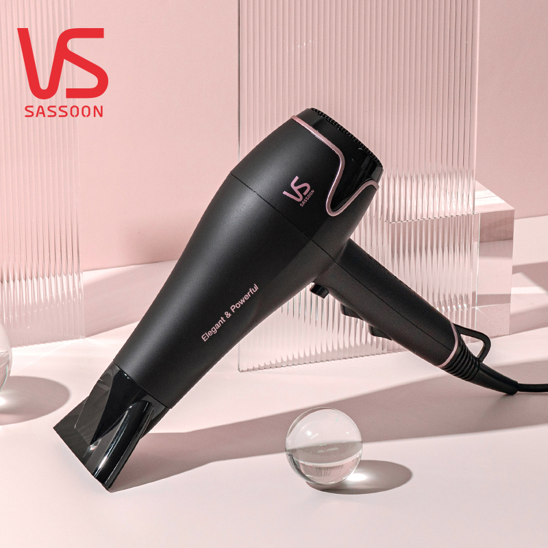 가볍고 강력한 헤어 드라이기, 집에서도 업소용처럼 사용해보세요!