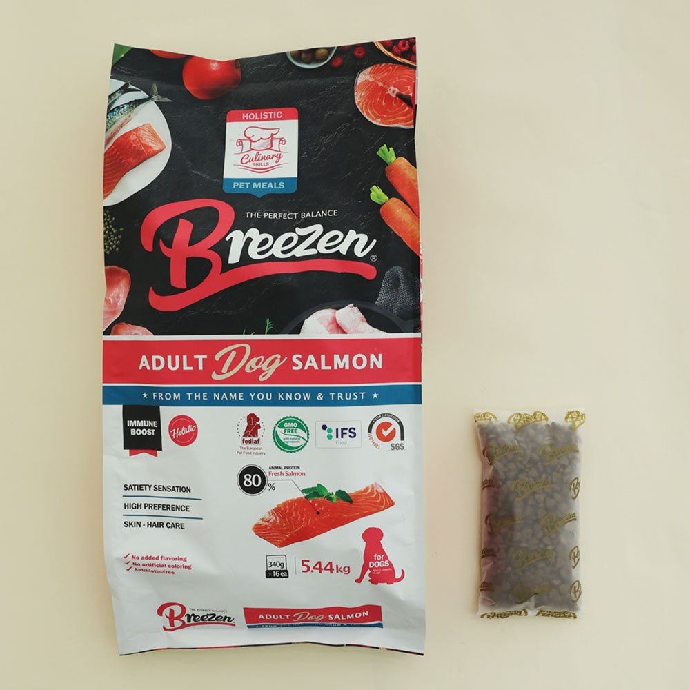 강아지에게 딱 맞는 연어 사료, 브리젠 홀리스틱으로 건강 챙기기