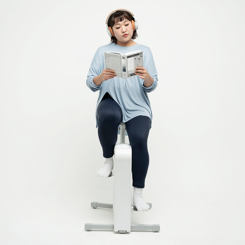 집에서도 쉽게 즐기는 접이식 실내 자전거, 운동이 즐거워지는 비결!