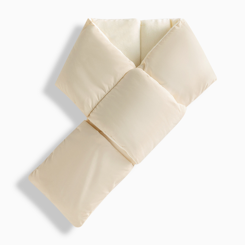 가볍고 따뜻하게, 짧은 미니 기모 패딩 목도리로 겨울 스타일 완성!