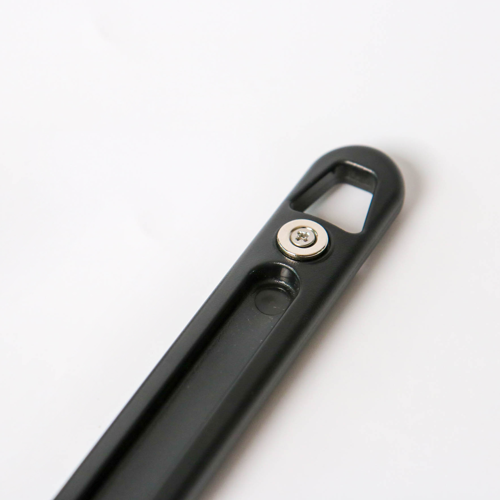 편리하게 신발 관리! 긴 구두주걱과 자석 신발헤라 추천