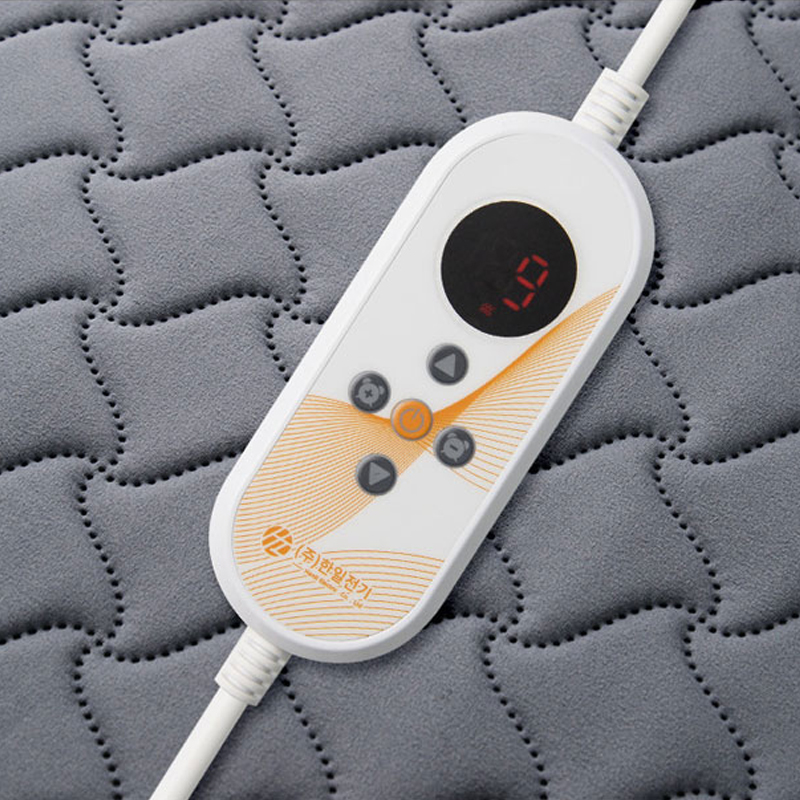 집에서 따뜻함을 더하는 전기 방석, 정말 편리하네요!