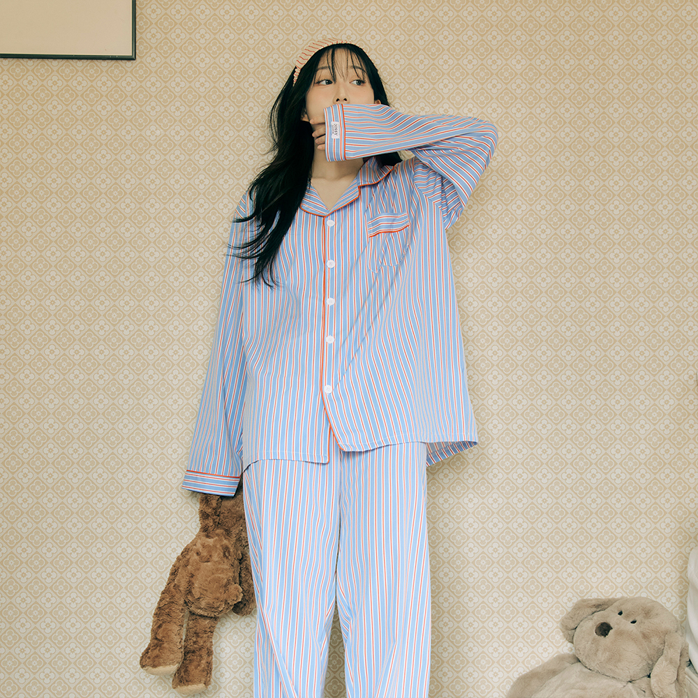 편안한 밤을 위한 실크 느낌 잠옷 세트, 집에서도 스타일리시하게!