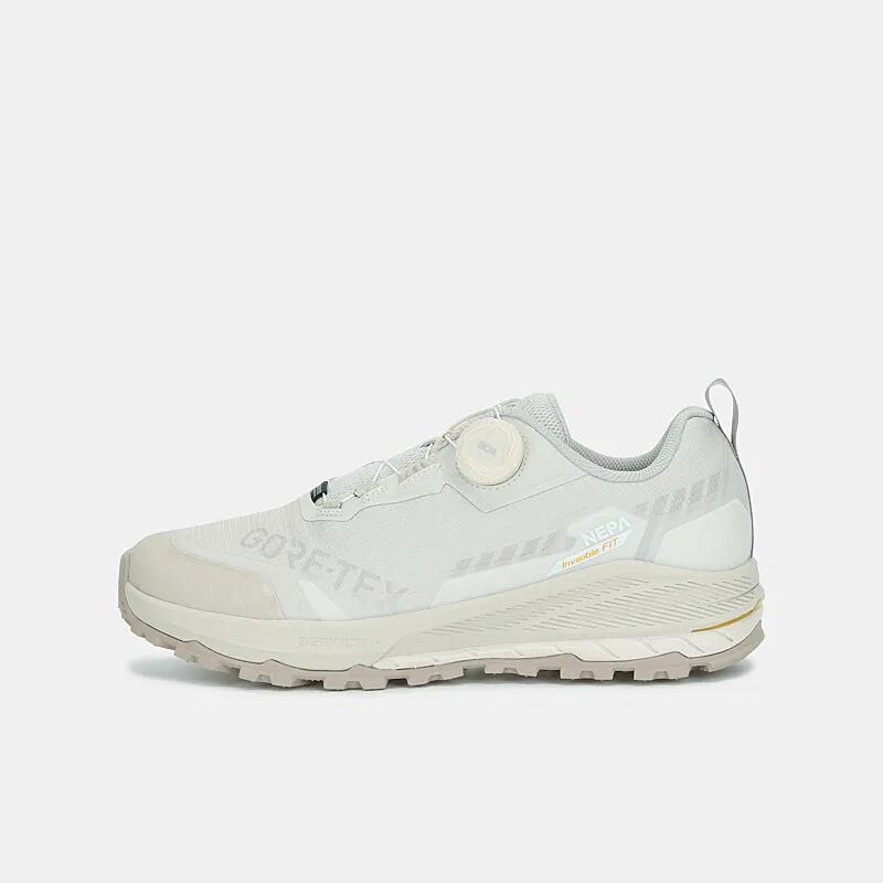 가볍고 편안한 트레킹화, 네파 GTX 워킹화로 산행 즐기기!