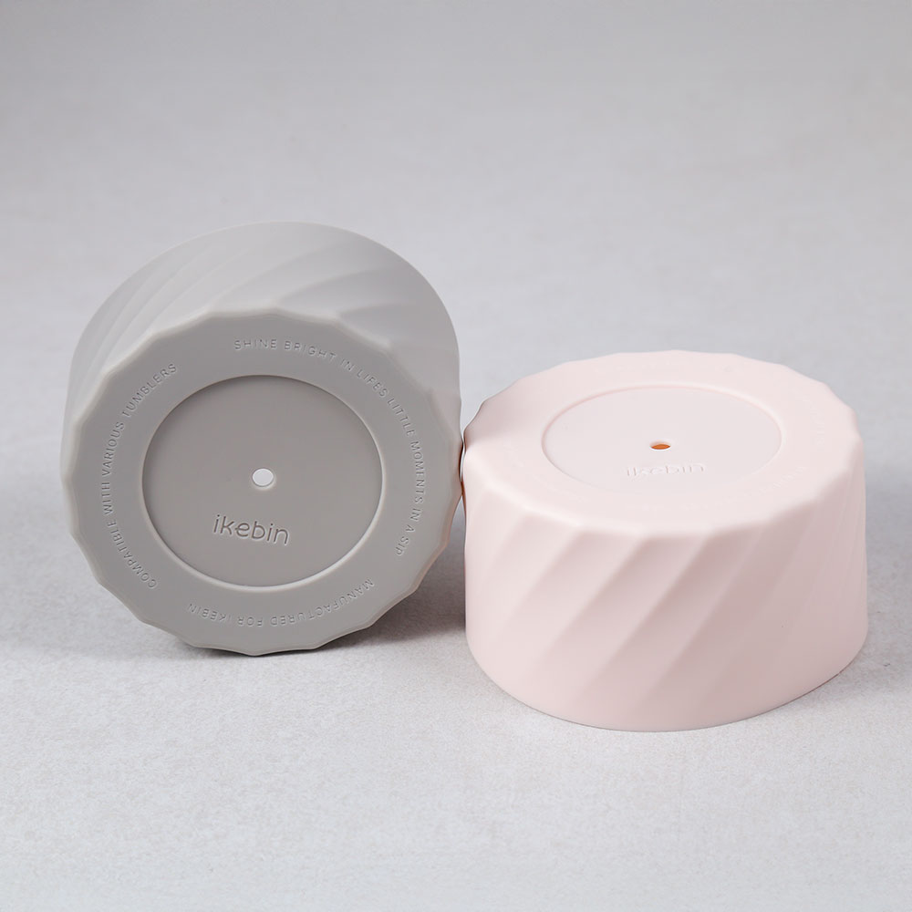 일상에서 쉽게 꾸미는 스탠리 텀블러 바닥 보호 커버 아이디어