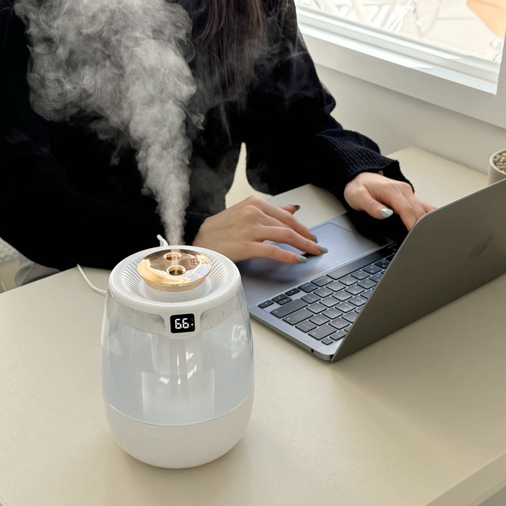 책상 위에 놓기 딱 좋은 미니 가습기, 집이나 사무실에서 활용해보세요!