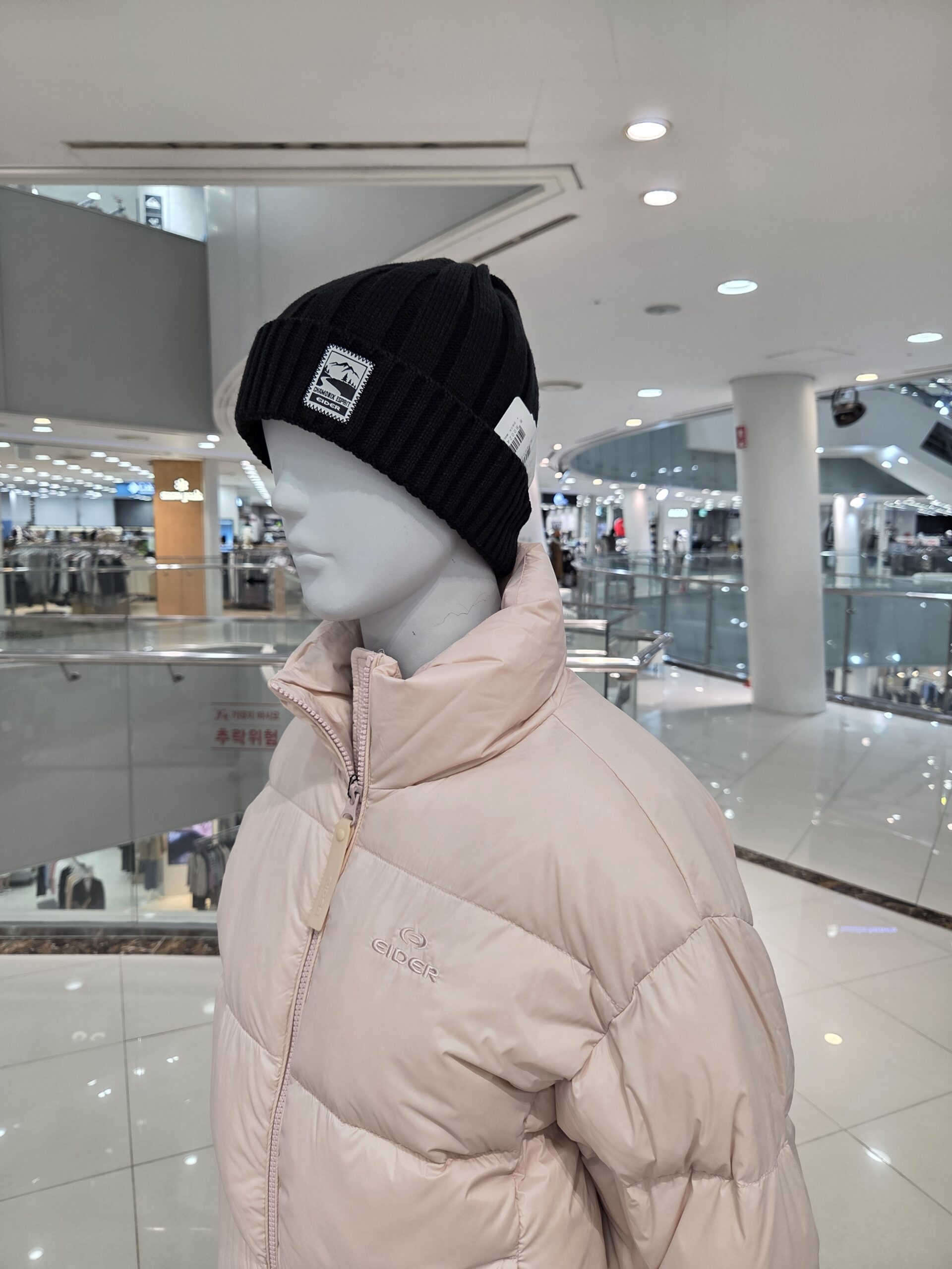 따뜻하고 가볍게, 여성 겨울용 기능성 다운 자켓 추천