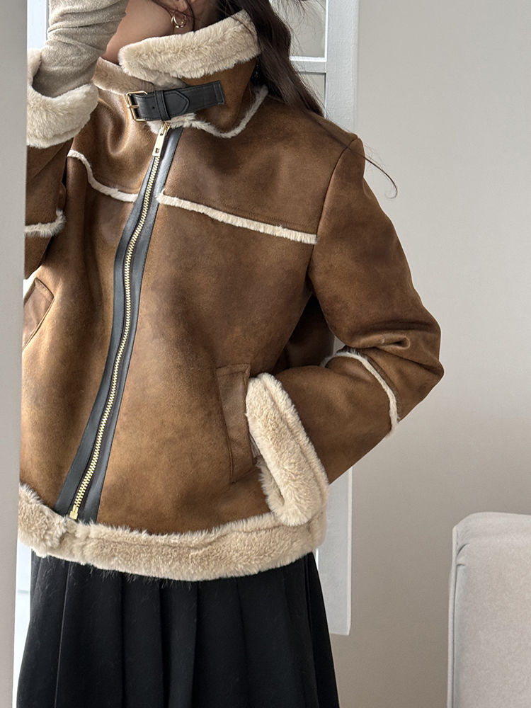 겨울철 따뜻하고 멋스럽게! 여성용 무스탕 레더 자켓 추천