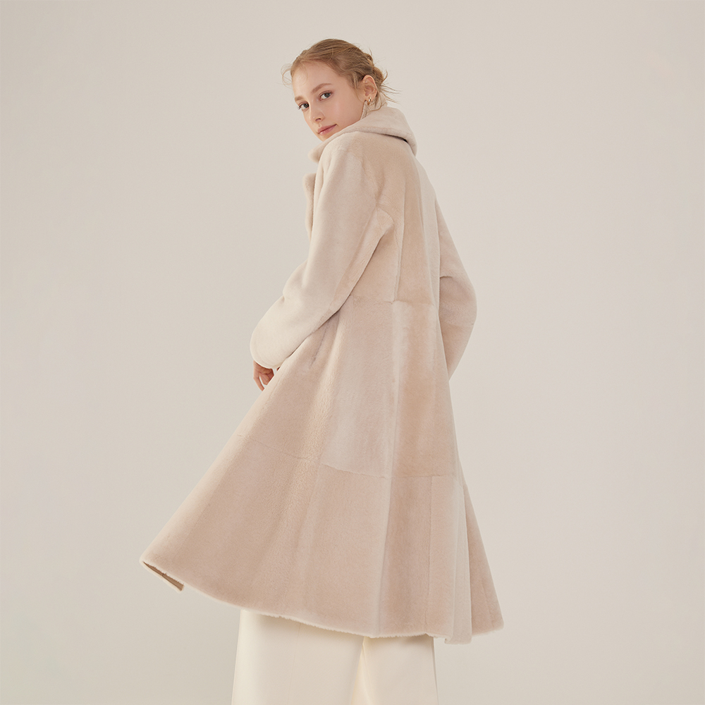 편하게 입고 멋 내기 좋은 싱글 버튼 리버시블 롱 무스탕 코트 추천!