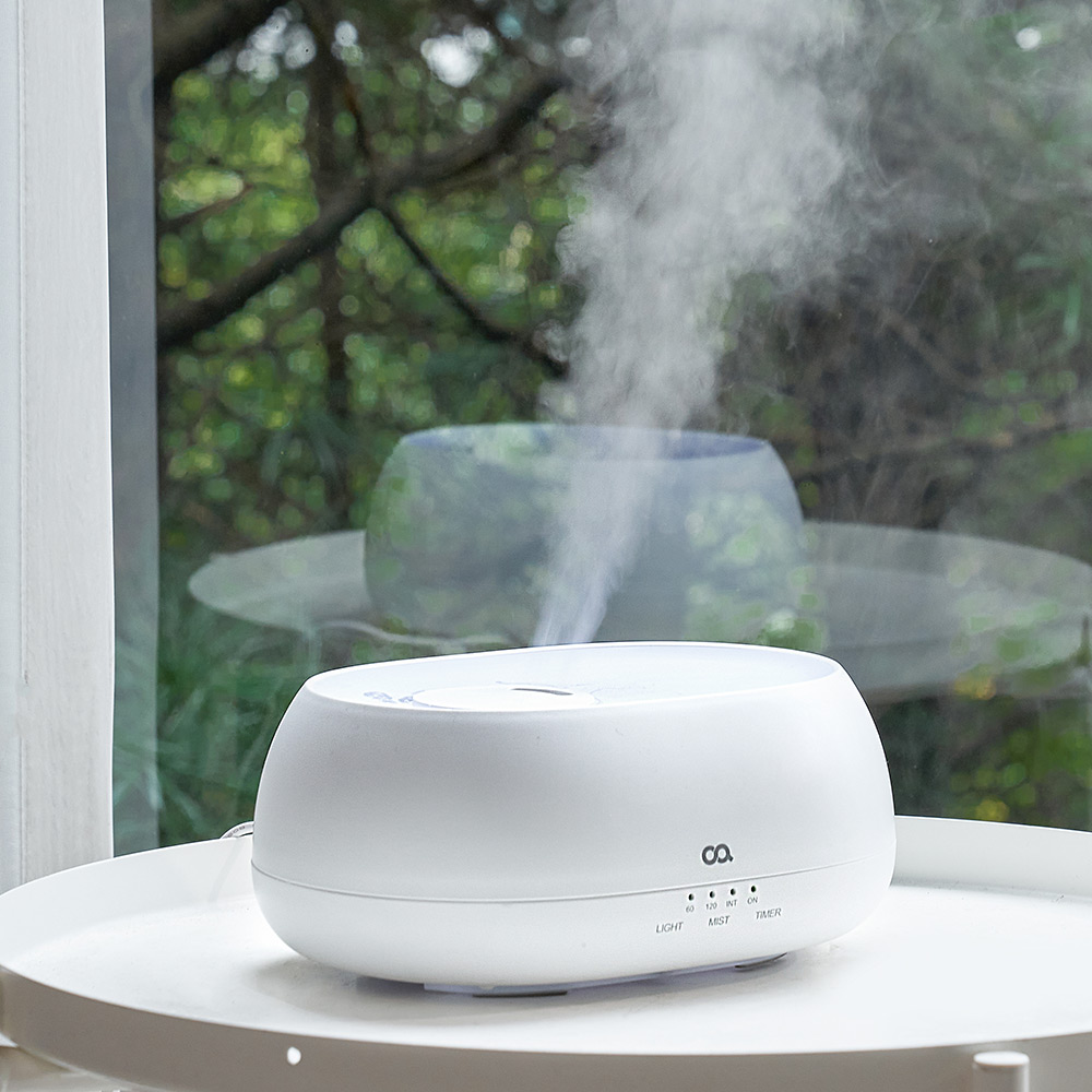 집에서도 쉽게 사용하는 아늑한 무드등과 미니 가습기 추천