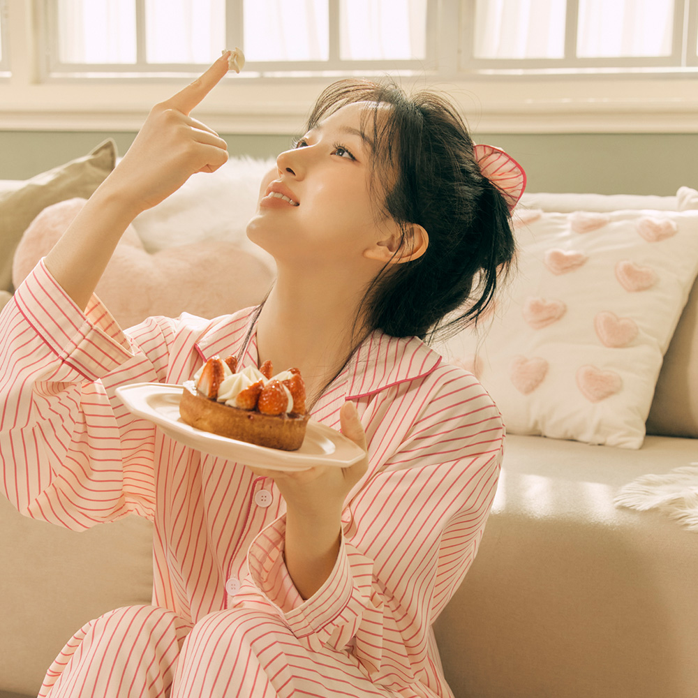 편안한 밤을 위한 실크 감촉 잠옷 세트, 함께 입어요!