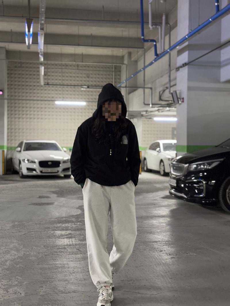 개성 넘치는 후드 집업 티셔츠, 소량 주문도 쉽게 제작하세요!