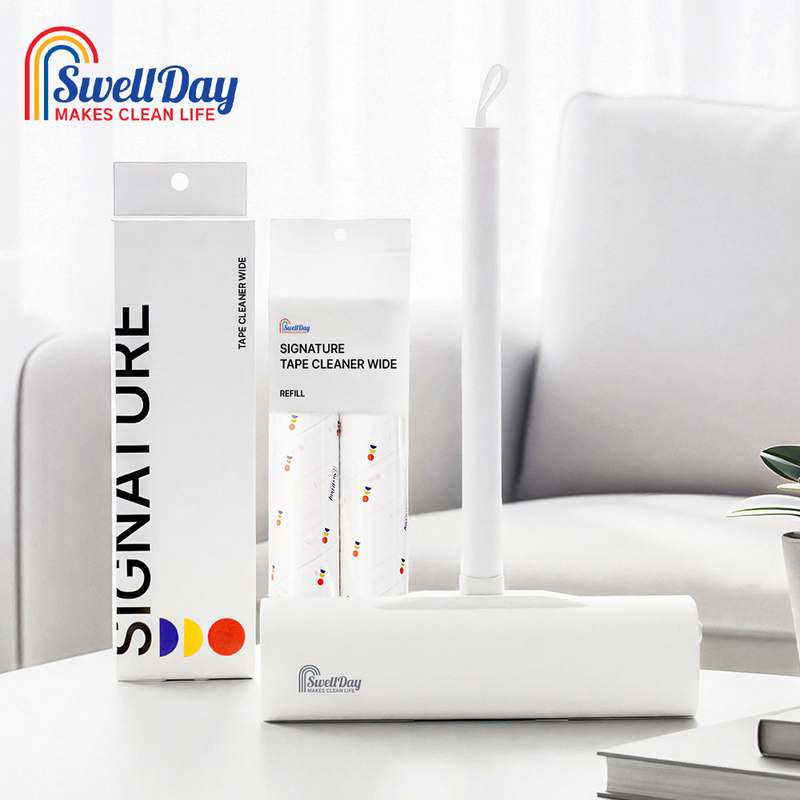 쉽고 간편하게 먼지 제거! 돌돌이 테이프로 깔끔하게 청소하는 방법