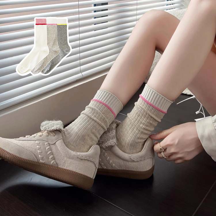 편하게 신을 수 있는 무압박 중목 양말, 어떤 옷에도 잘 어울려요!