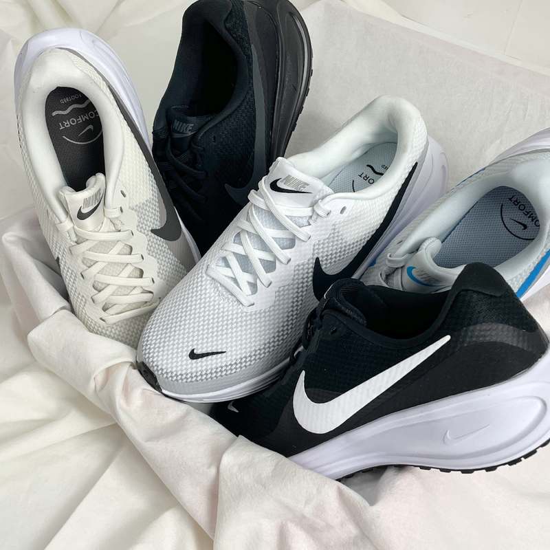 가볍고 편안한 남성 러닝화, 나이키 레볼루션 8로 달려보세요!