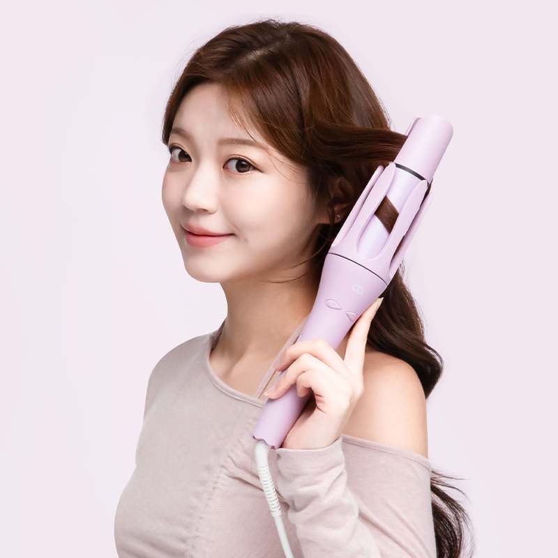 쉽고 빠르게 스타일링하는 자동 회전 고데기, 집에서도 간편하게!