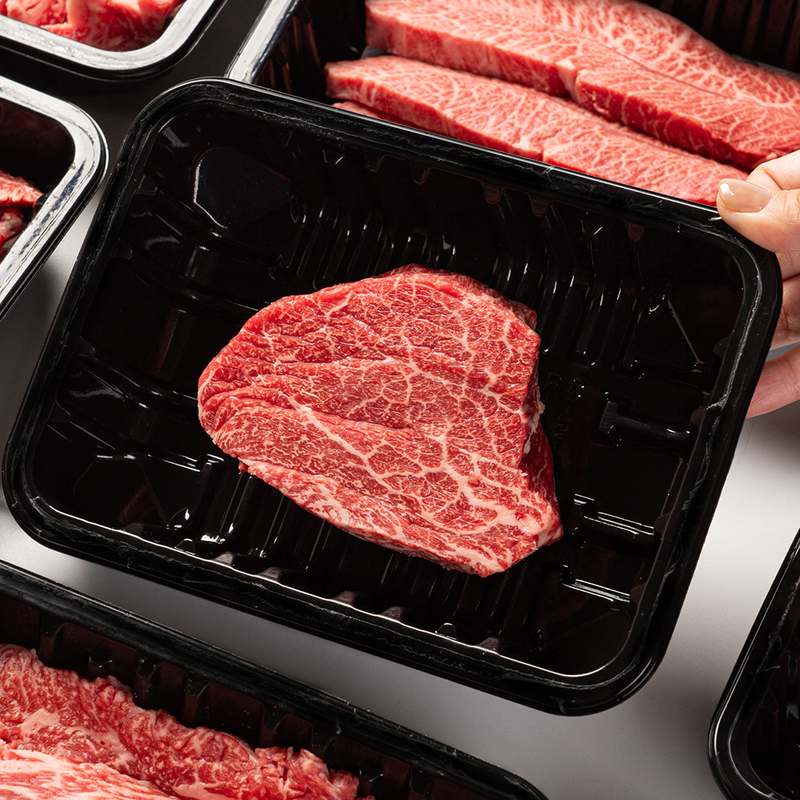 가족과 함께 즐기기 좋은 1등급 한우 선물세트, 어떤 구성들이 있을까?