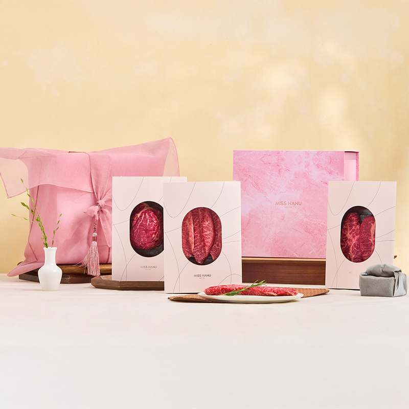 가족과 함께 즐기는 최고의 한우 선물세트, 지금 바로 만나보세요!