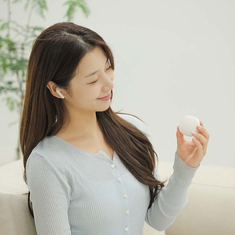 가볍고 가성비 좋은 블루투스 이어폰, 한번 써보면 빠져드는 음질!