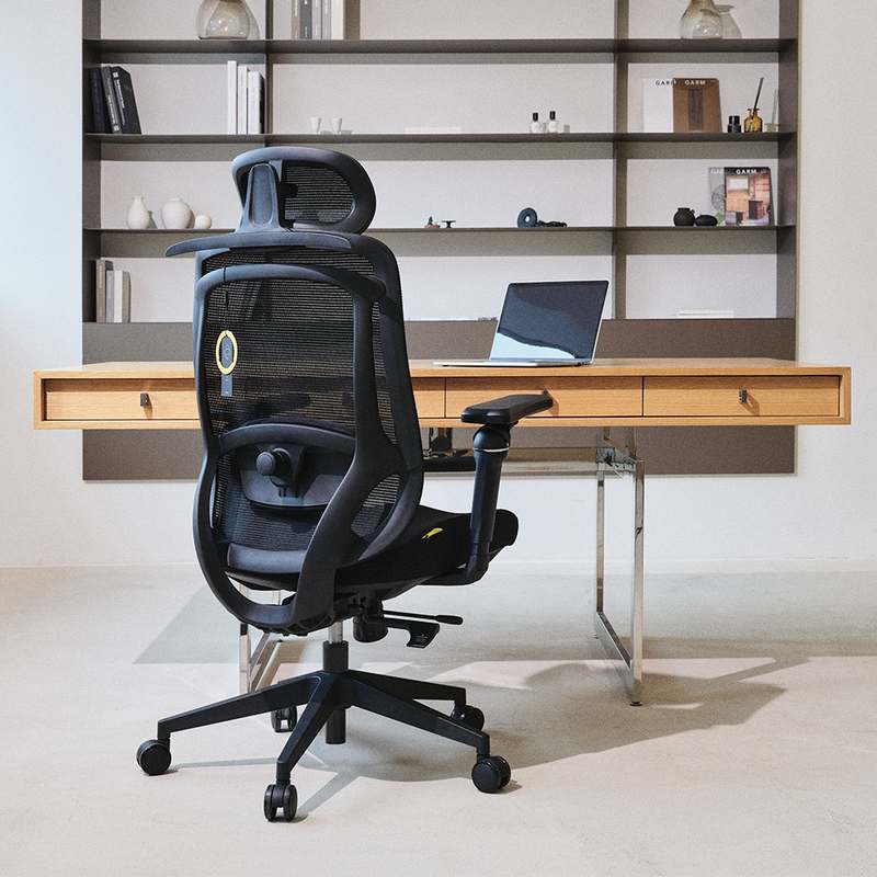 편하게 앉을 수 있는 제닉스 아레나 아크체어 6D 메쉬 게이밍 의자 추천!