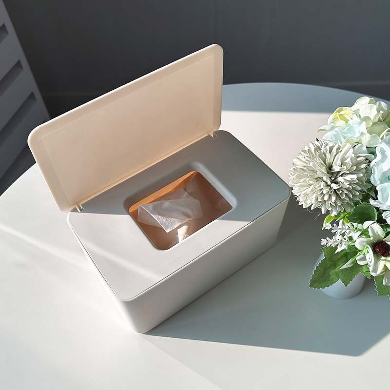 작은 크기에 실용성까지 챙긴 물티슈 케이스 추천