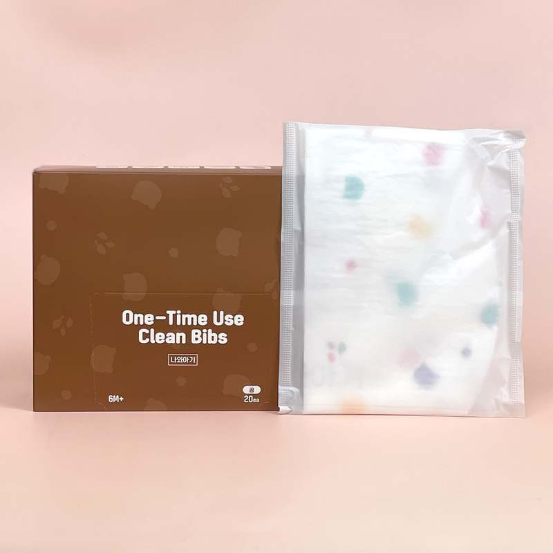 아기 이유식 먹일 때 딱 좋은 방수 턱받이, 일회용으로 편리하게 사용하세요!