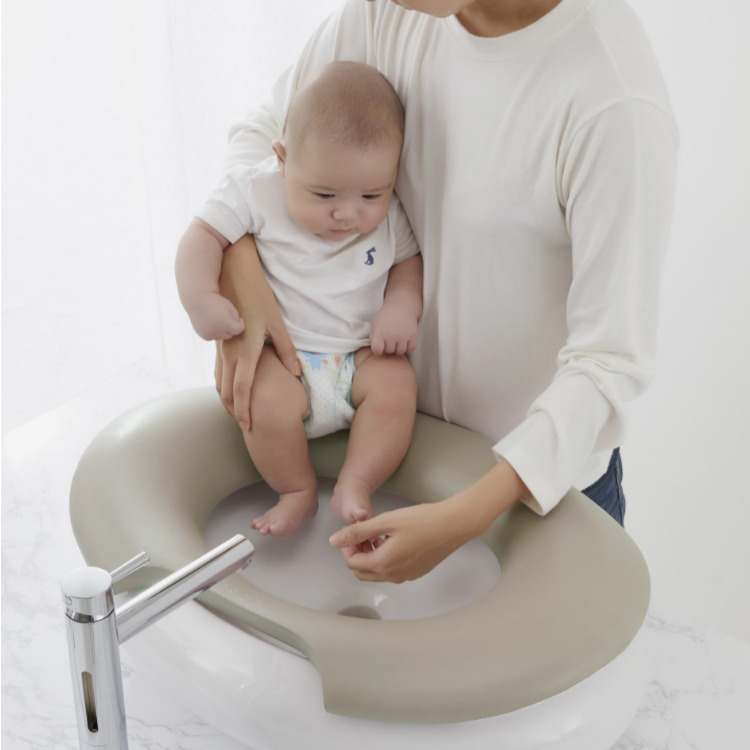 아기와 함께 쓰기 좋은 세면대 쿠션, 쾌적하고 안전하게!