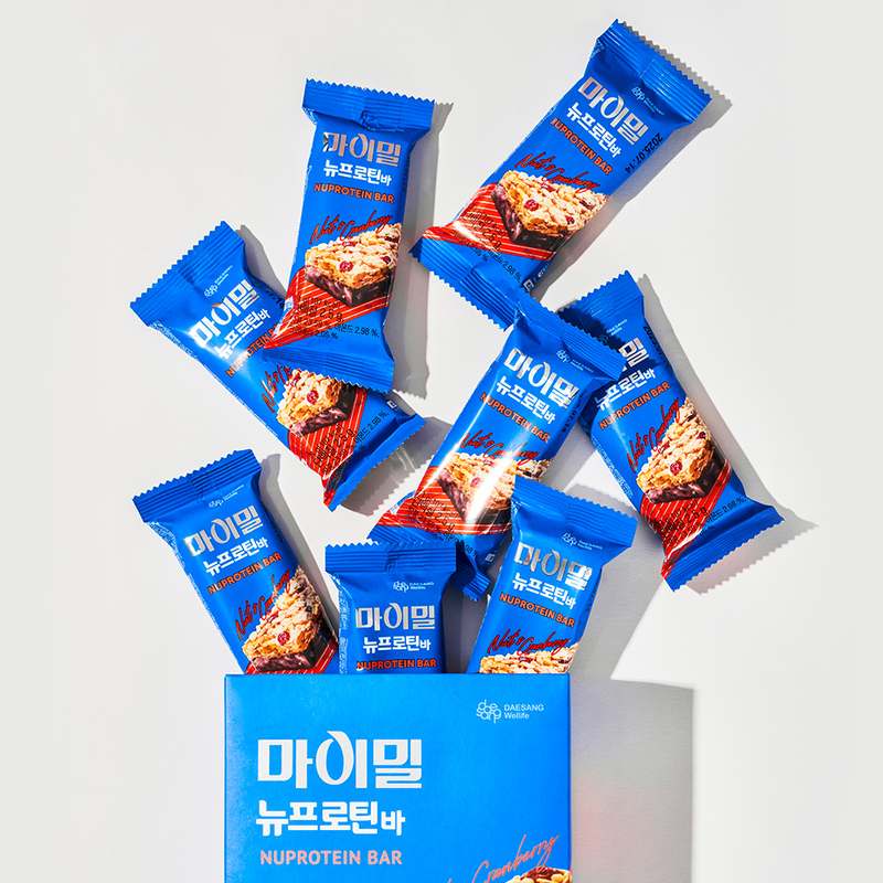 간편하게 건강 챙기기! 마이밀 뉴프로틴바 한 박스로 식사 대용하기