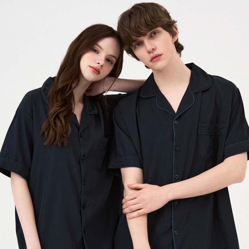 편안한 여름밤을 위한 실크 느낌 반팔 파자마 세트 추천!