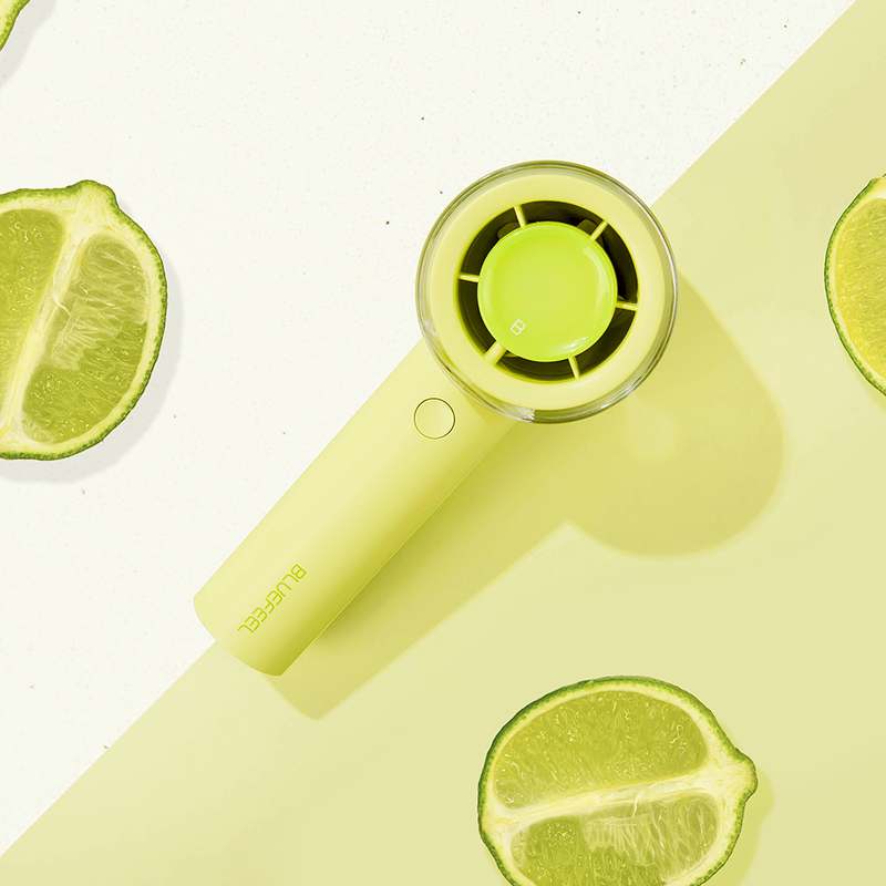 작고 가벼운 손 선풍기, 언제 어디서든 시원하게 사용하세요!