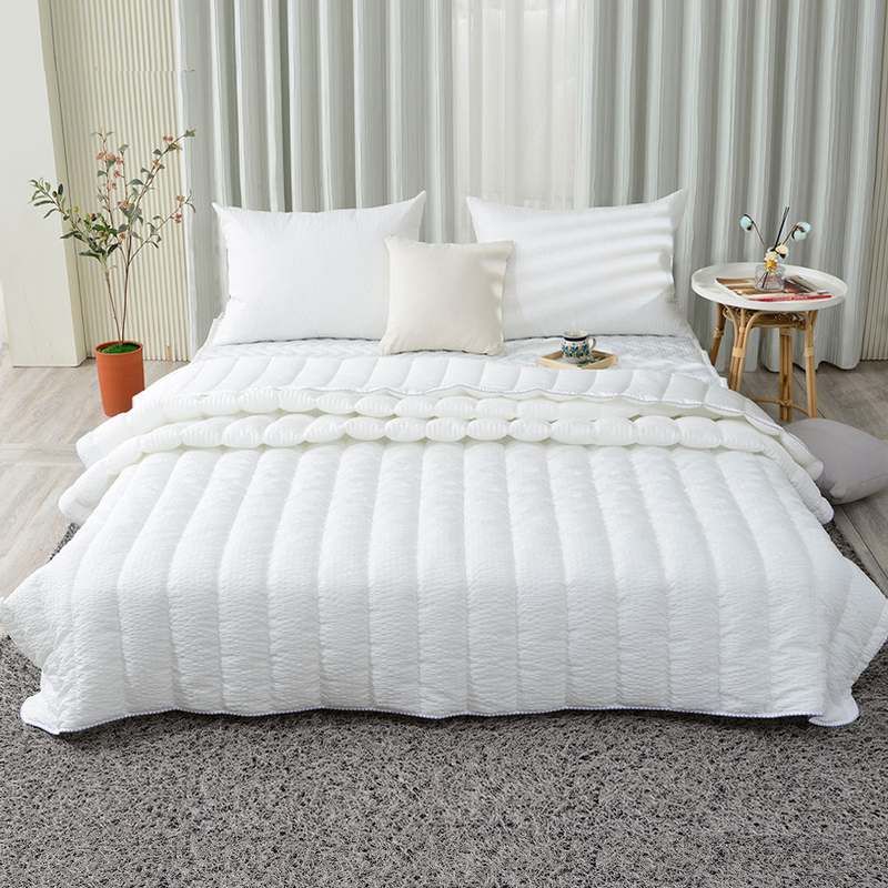 여름철에 딱인 부드럽고 시원한 이불 세트 추천!