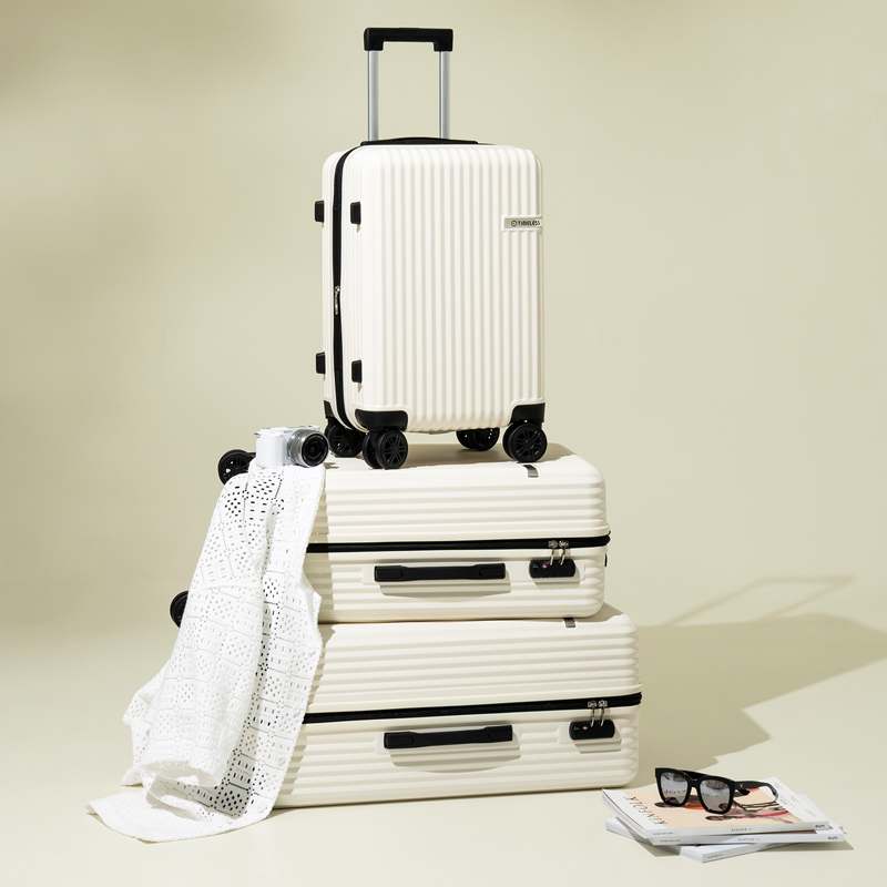 가볍고 튼튼한 여행용 캐리어, 바퀴 교체도 간편하게!