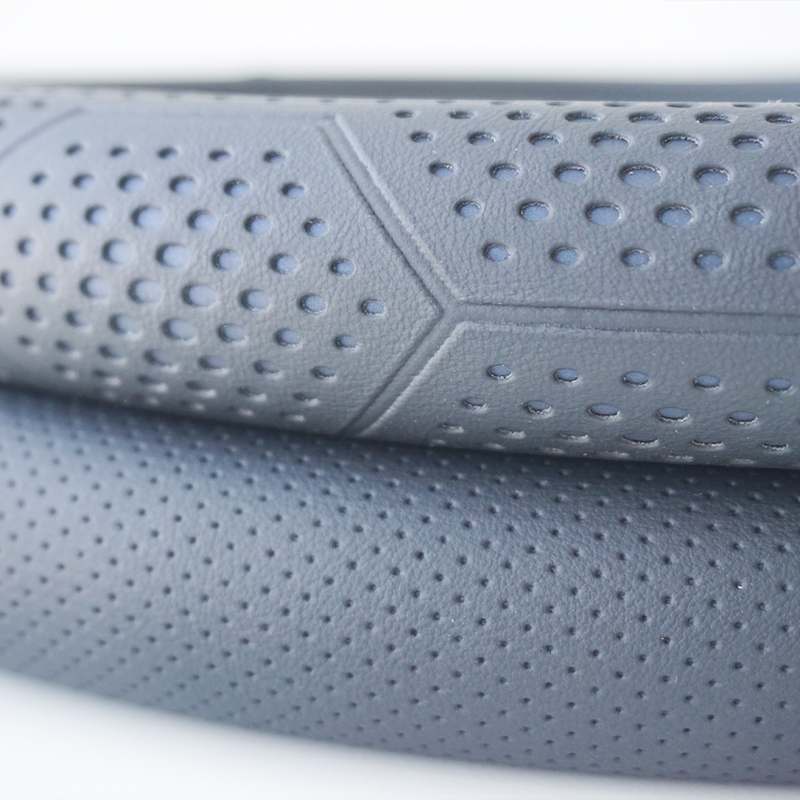 운전할 때 더 편하고 안전하게! 핸들커버 추천하는 이유