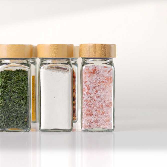 향신료와 원두, 말린차 보관에 딱 좋은 유리 캐니스터 세트