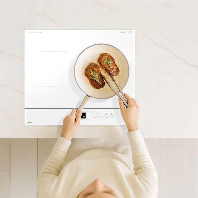 삼성 비스포크 인덕션, 깔끔한 화이트 컬러와 슬림한 디자인이 매력적이에요