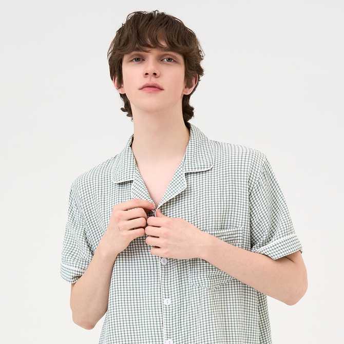 여름철 편안하게 입기 좋은 체크 반팔 파자마 세트 추천