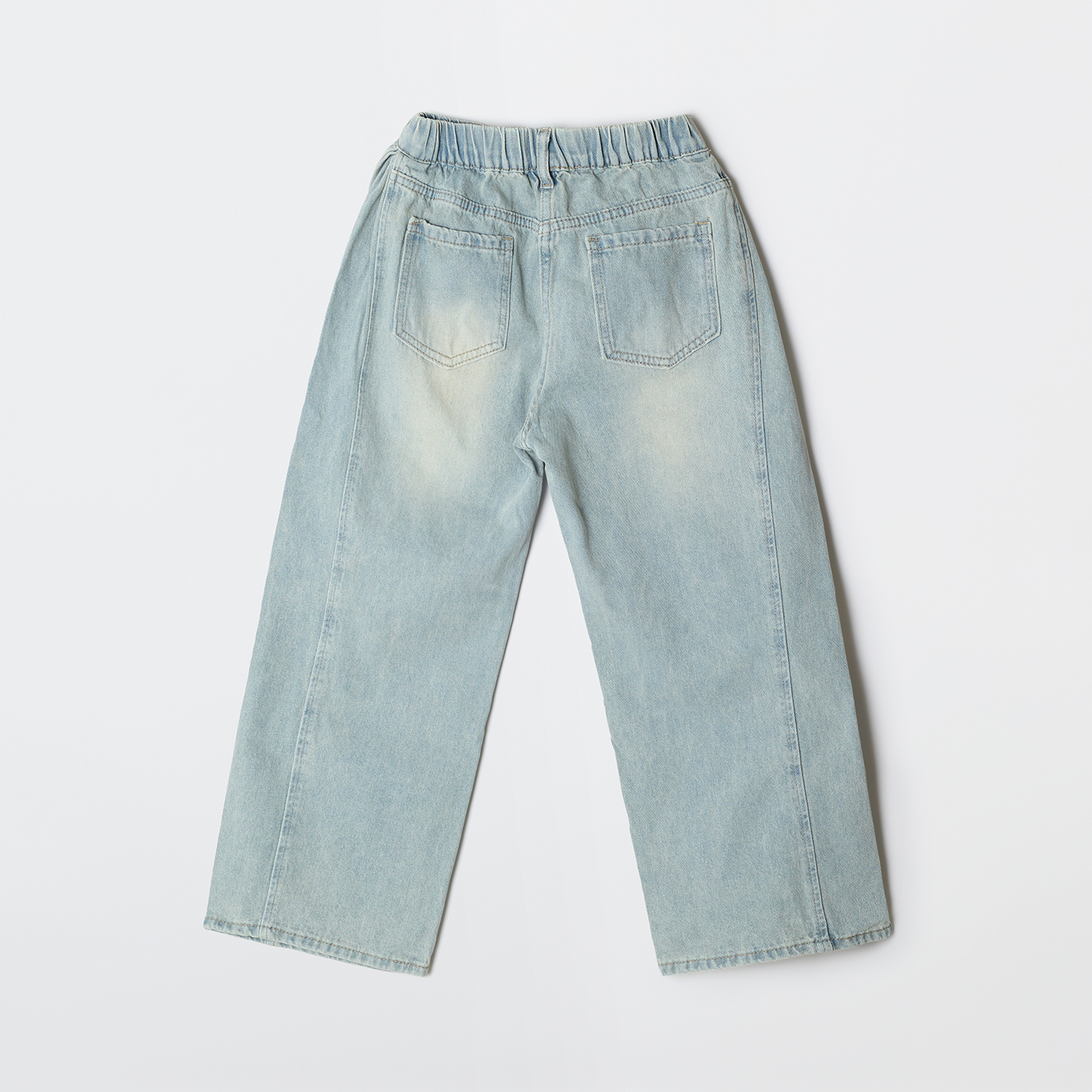 편하게 입기 좋은 와이드 데님 팬츠, 아이들도 좋아할 거예요!