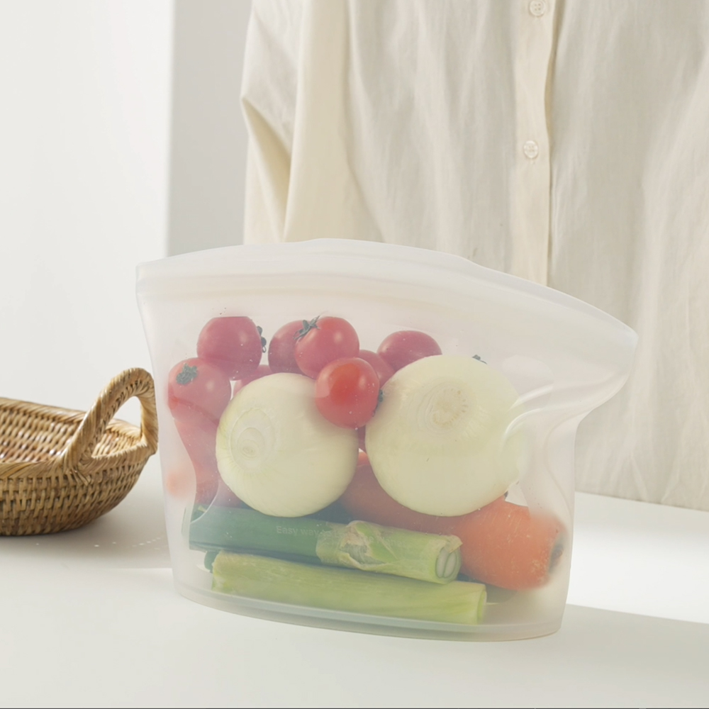 일상 속 간편한 냉장고 정리, 실리콘 지퍼백으로 해결하세요!