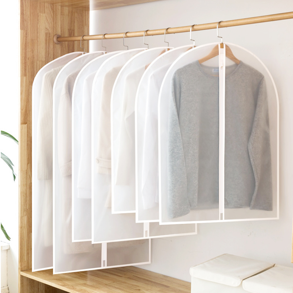 옷장 속 깔끔함을 지켜주는 반투명 옷커버 추천! 쉽게 정리하는 방법