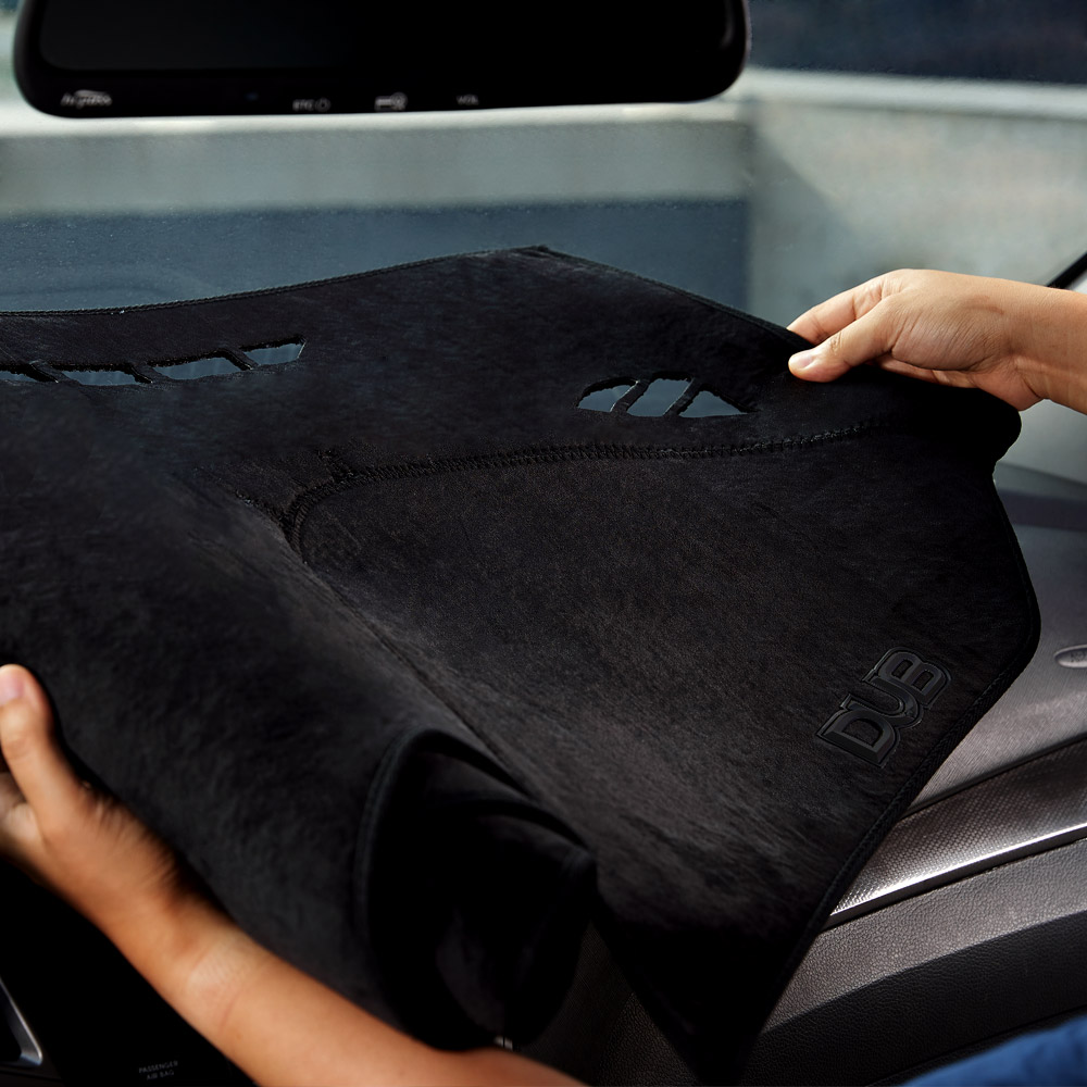 차량 내부를 깔끔하게! 논슬립 벨벳 대쉬보드 커버 추천