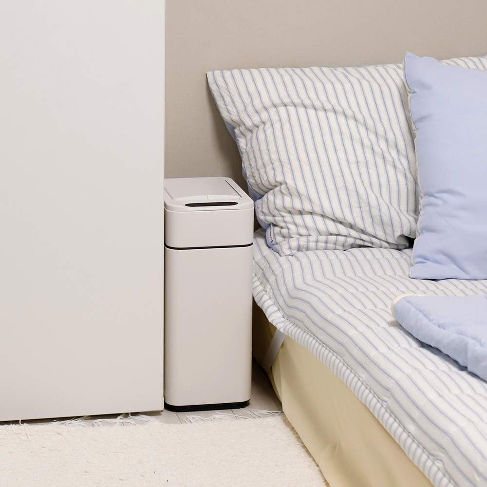 집안이 깔끔해지는 스마트 센서 미니 쓰레기통, 한번 써보세요!