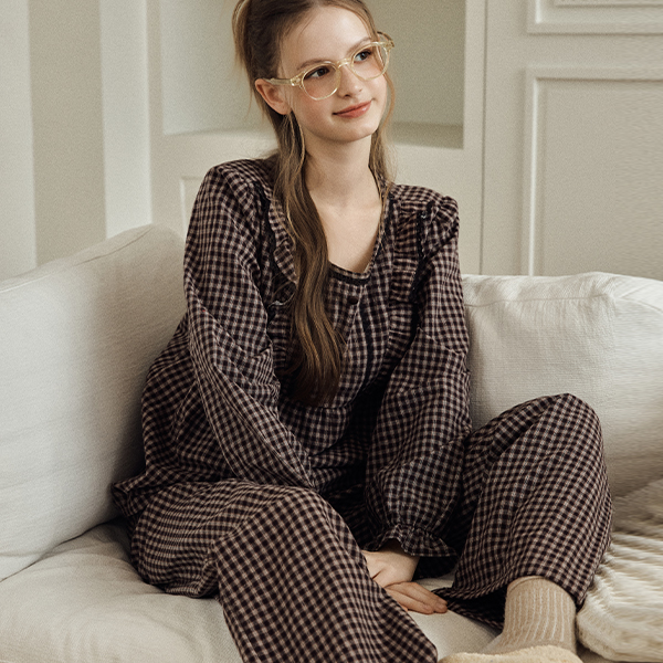 편안한 밤을 위한 에블린 긴팔 커플 잠옷 추천, 집에서 즐기기 딱 좋아요!