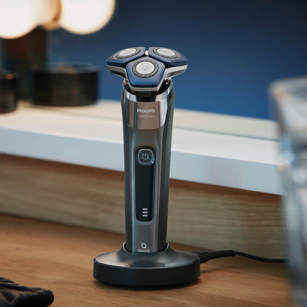 일상에서 편하게 사용하는 필립스 전기면도기, SkinIQ 7000으로 깔끔하게!
