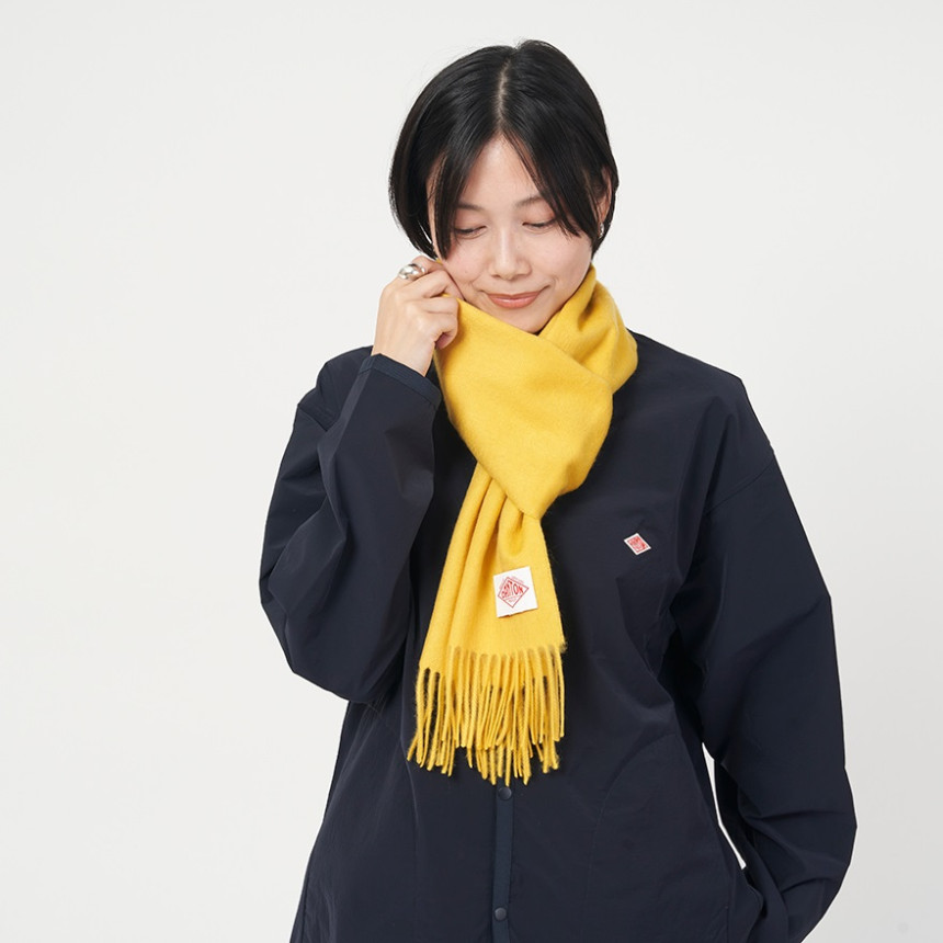편하게 착용하는 단톤 로고 목도리, 일본 직구로 7가지 색상 선택하기