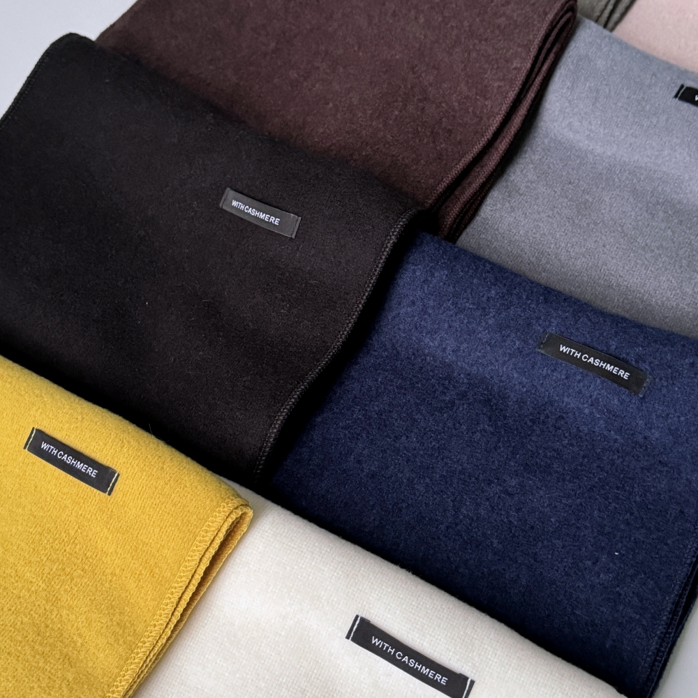 가볍고 따뜻한 숏머플러, 미니 목도리로 겨울 스타일 완성하세요!